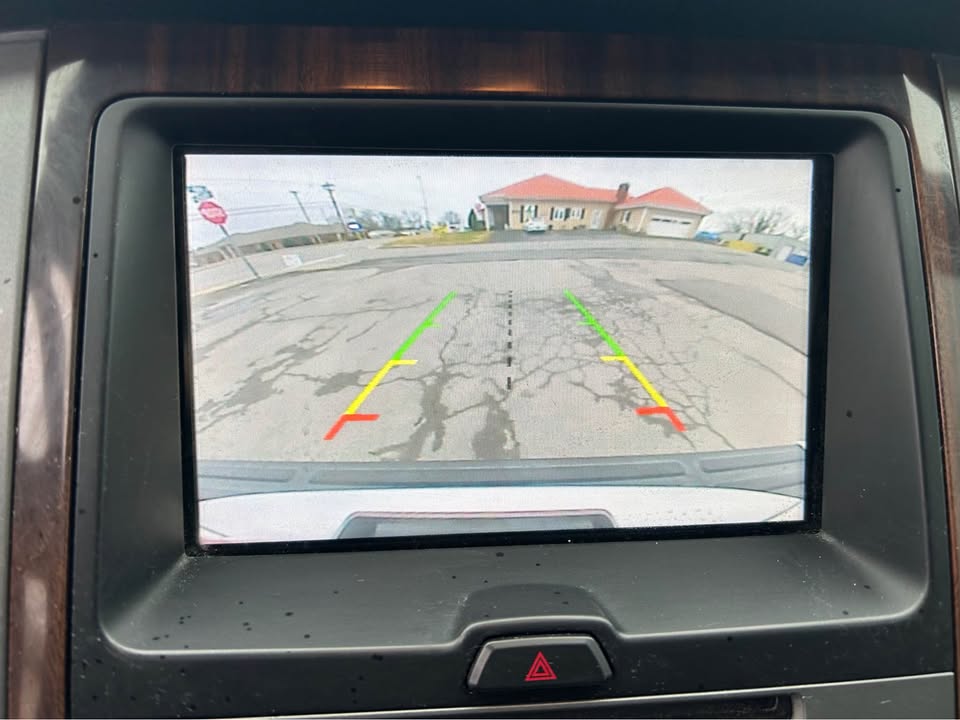Car Image 11