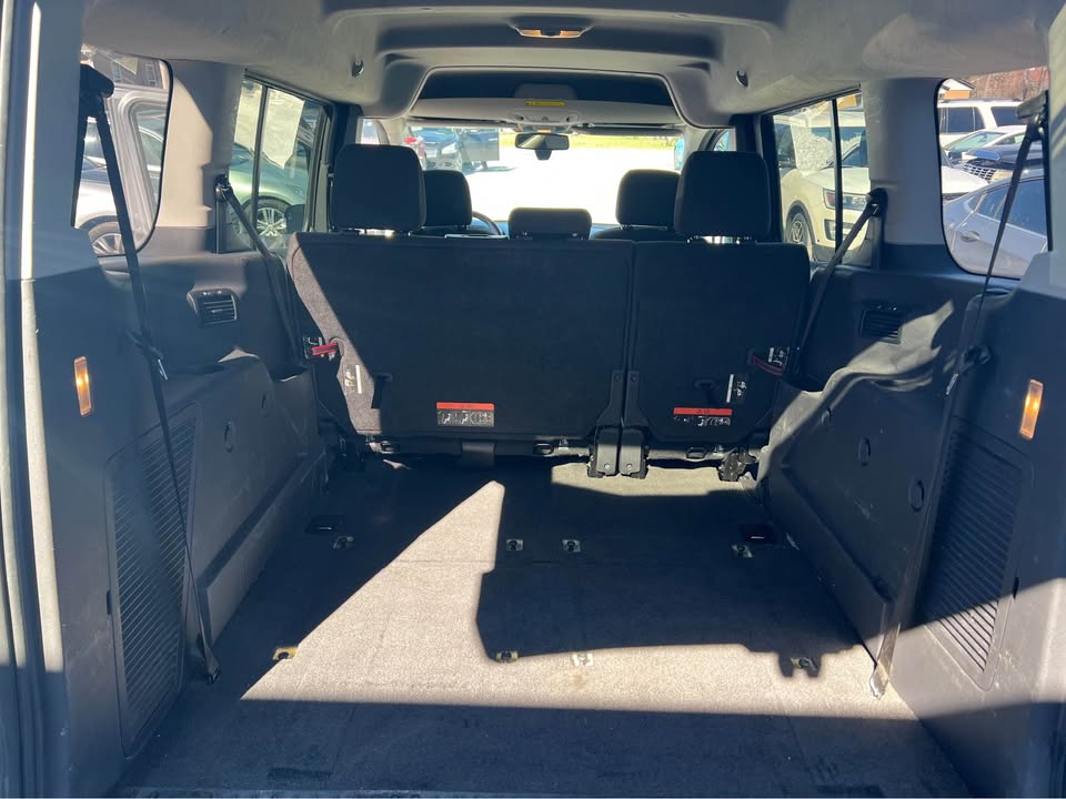 Car Image 11