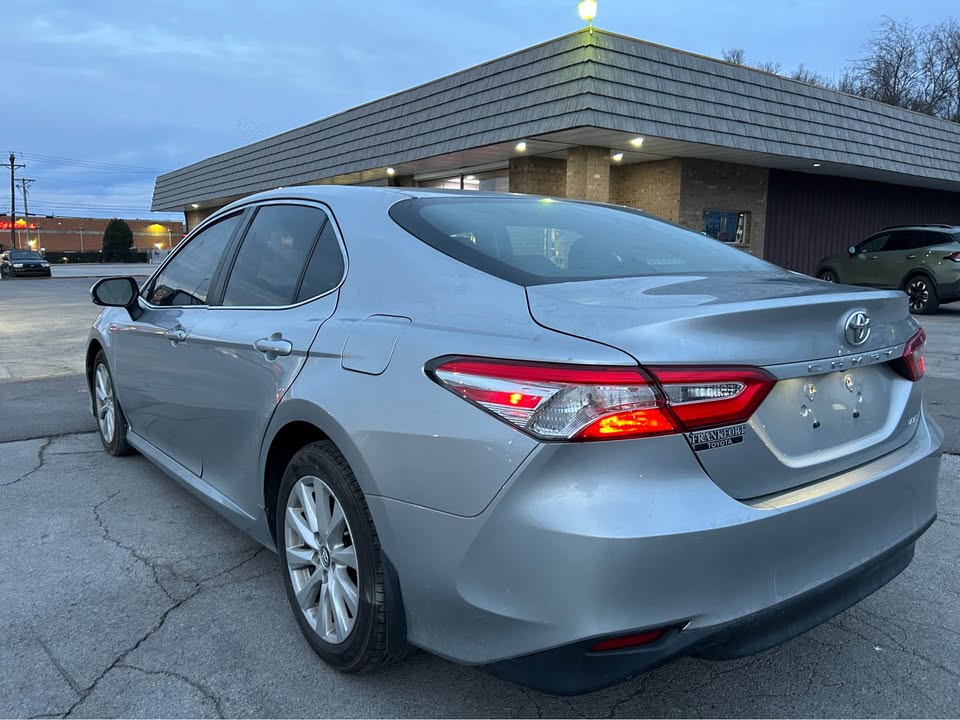 Car Image 4