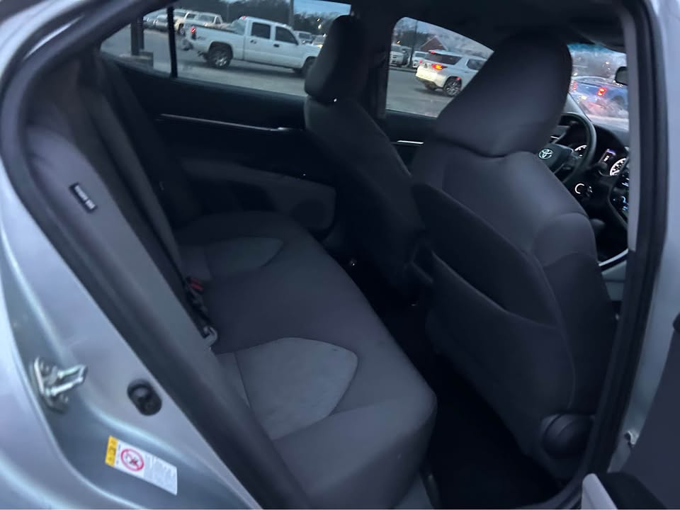 Car Image 8