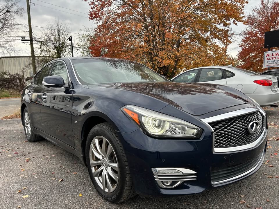 Car Image 11