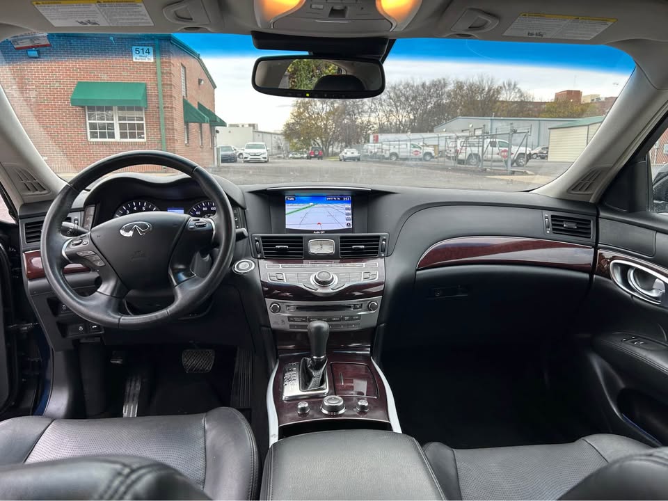 Car Image 14