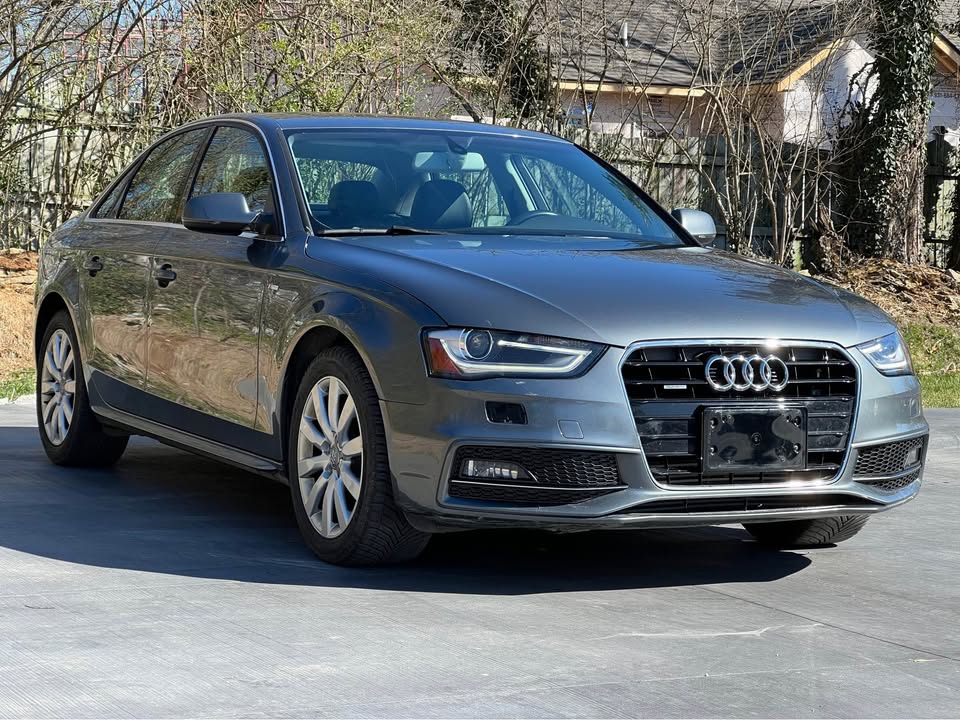 Car Image 7