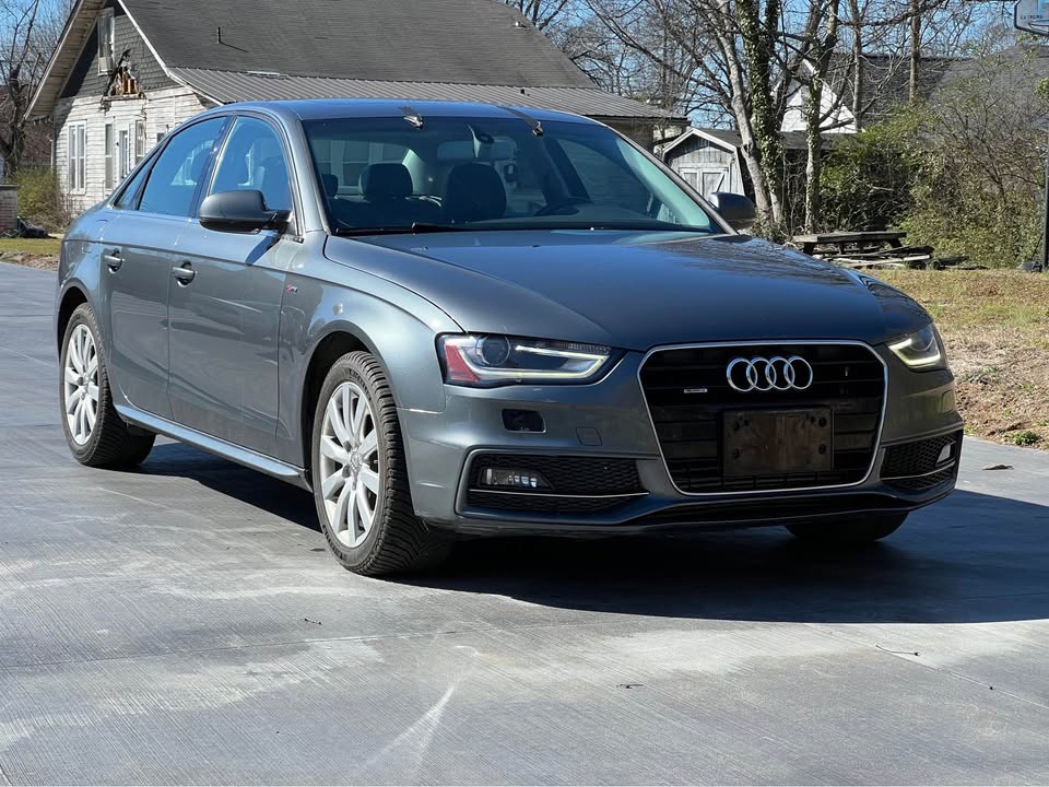 Car Image 10