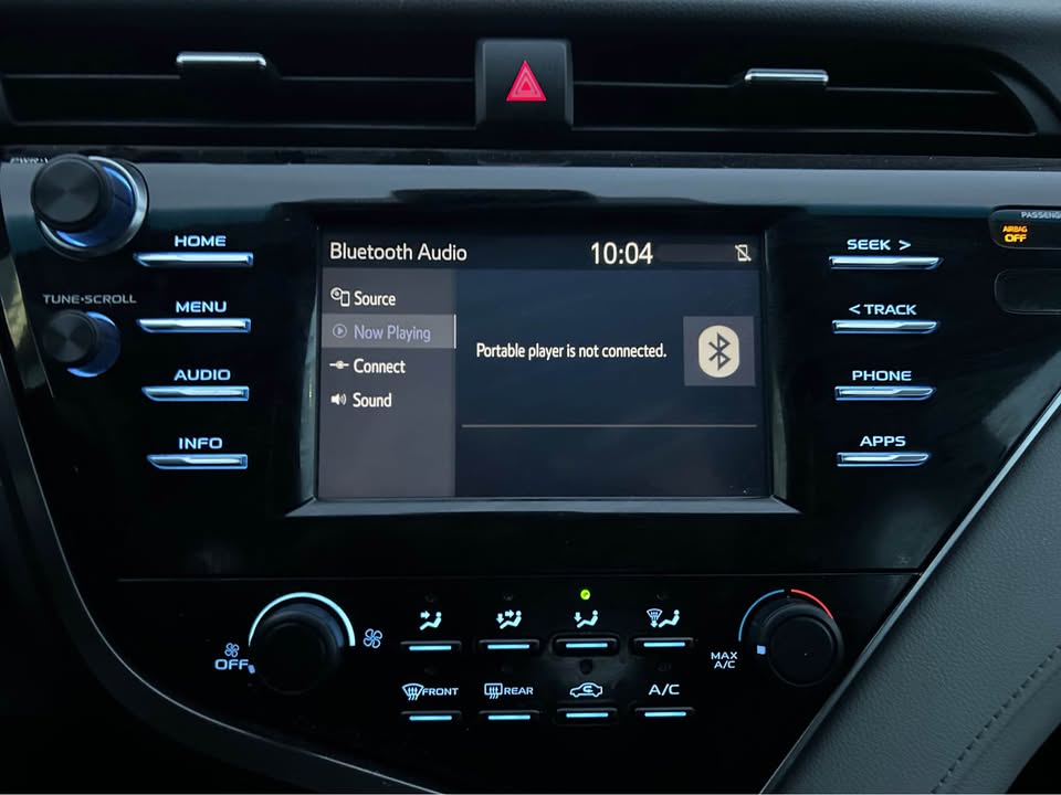 Car Image 18