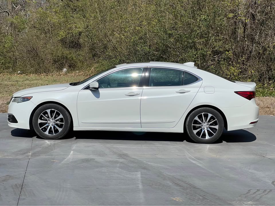 Car Image 19