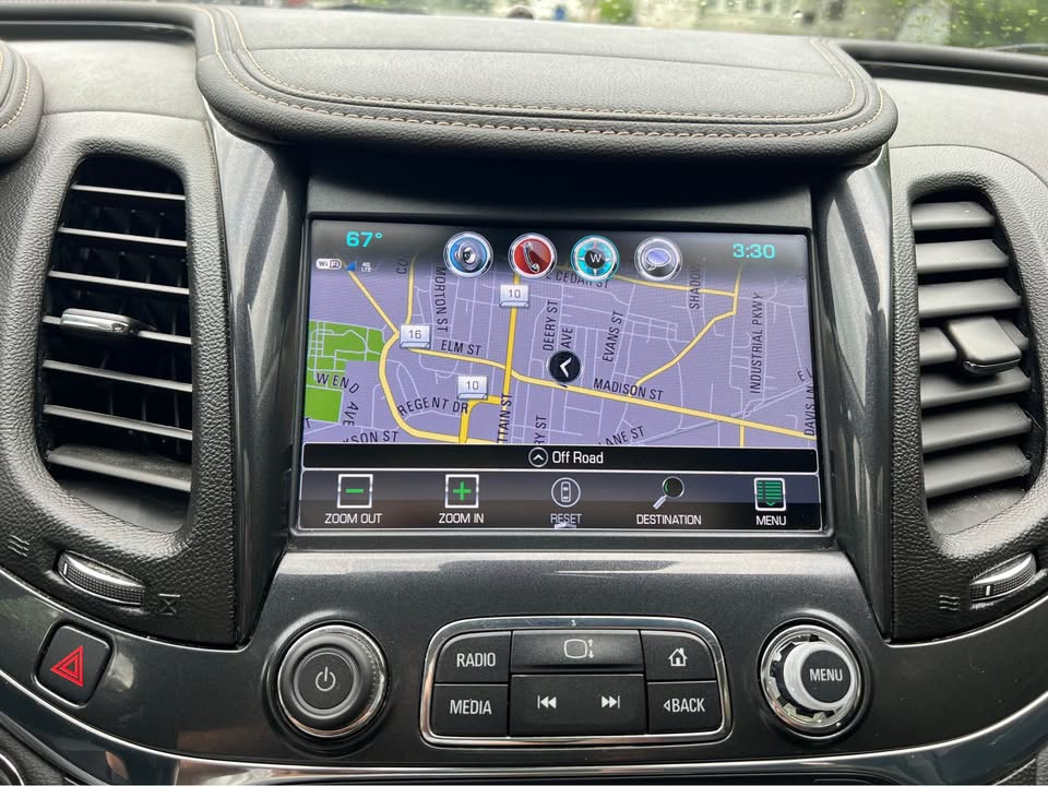 Car Image 12