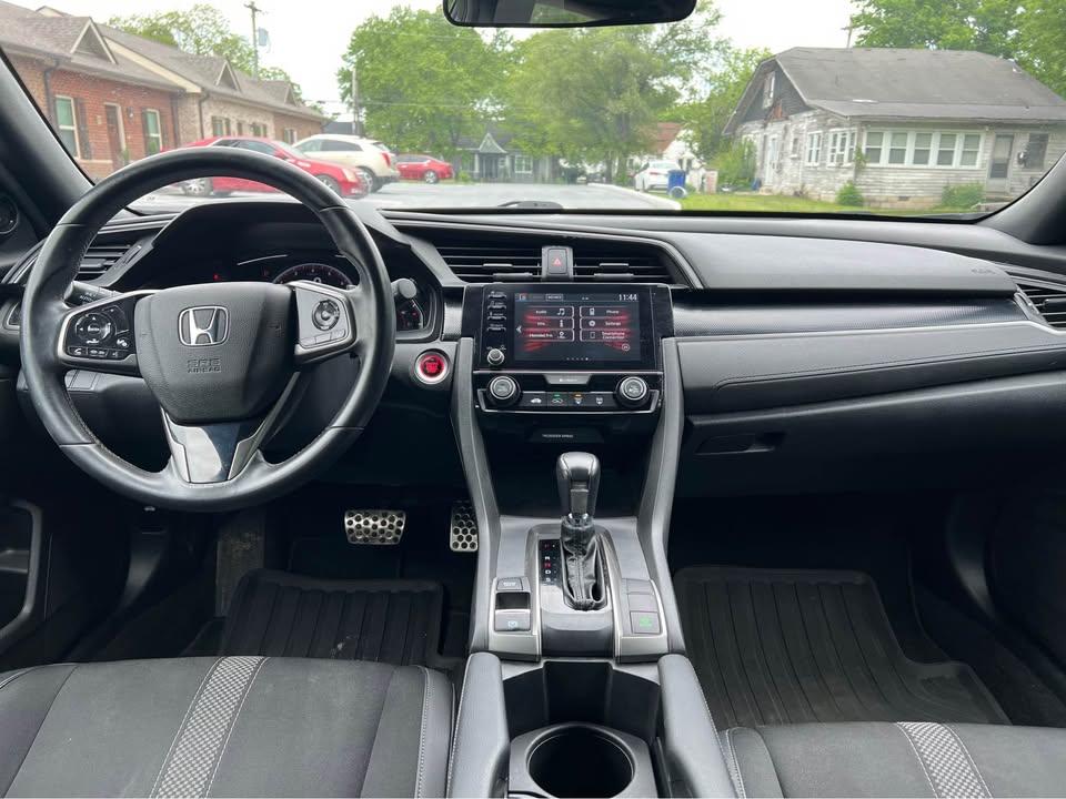 Car Image 5