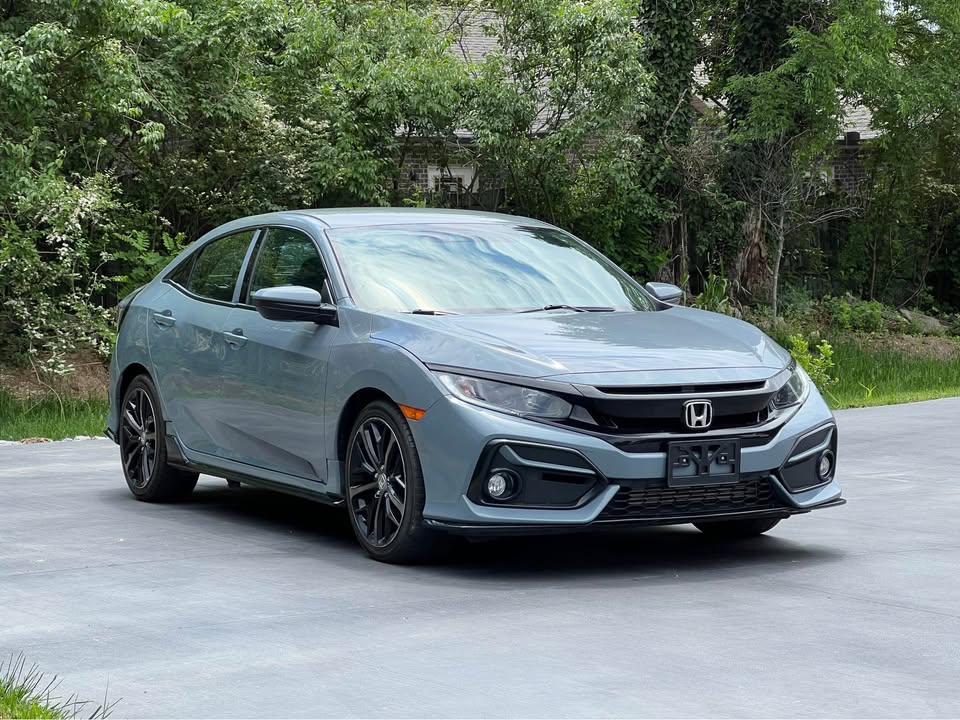 Car Image 6